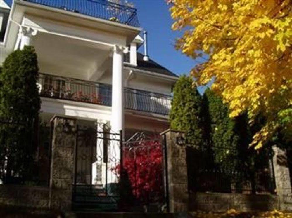 Mozart Guest House Seattle Bed And Breakfast Экстерьер фото
