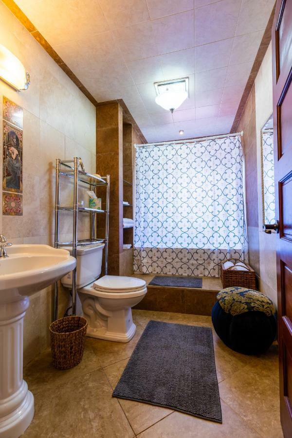 Mozart Guest House Seattle Bed And Breakfast Экстерьер фото