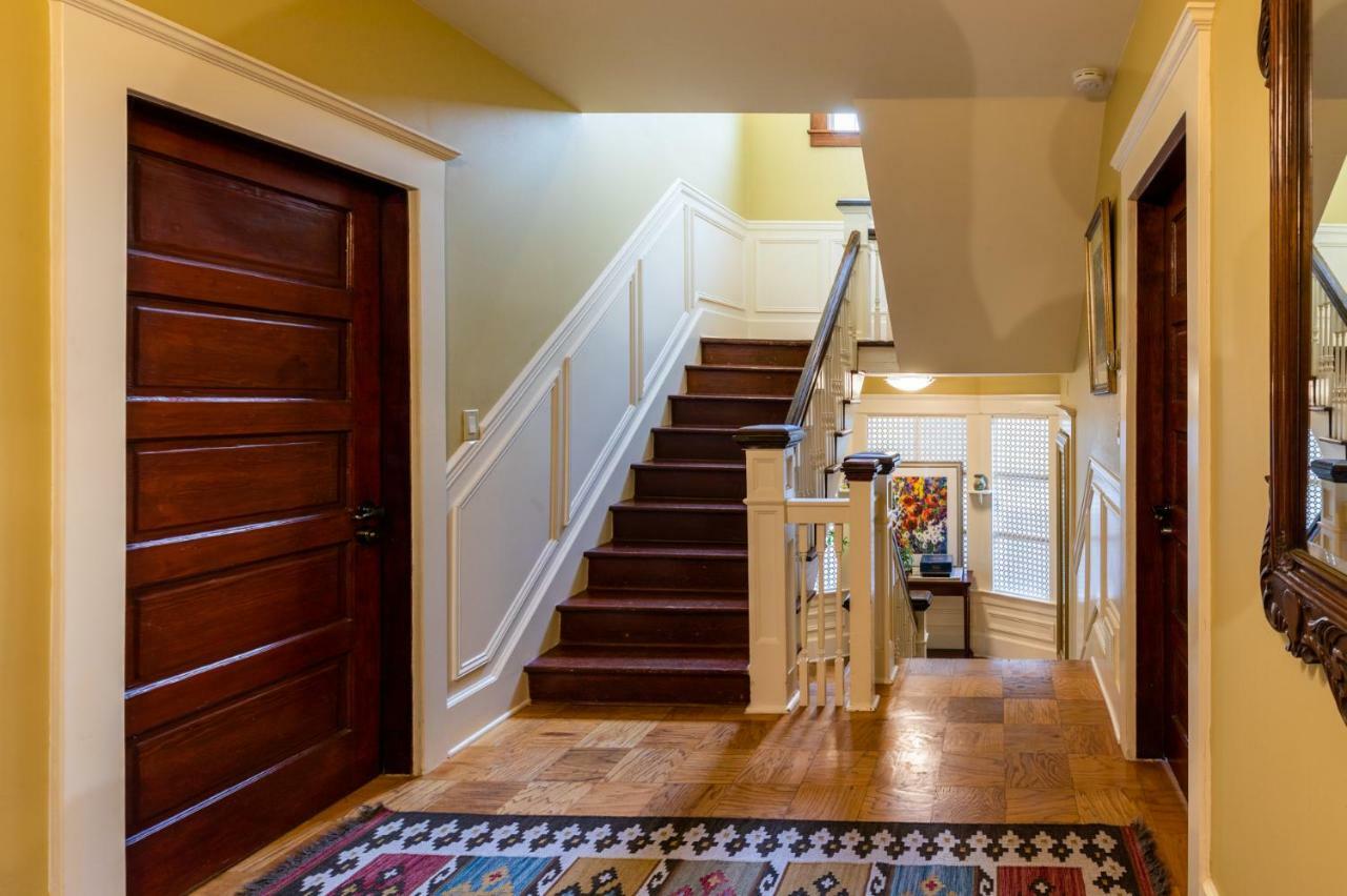 Mozart Guest House Seattle Bed And Breakfast Экстерьер фото